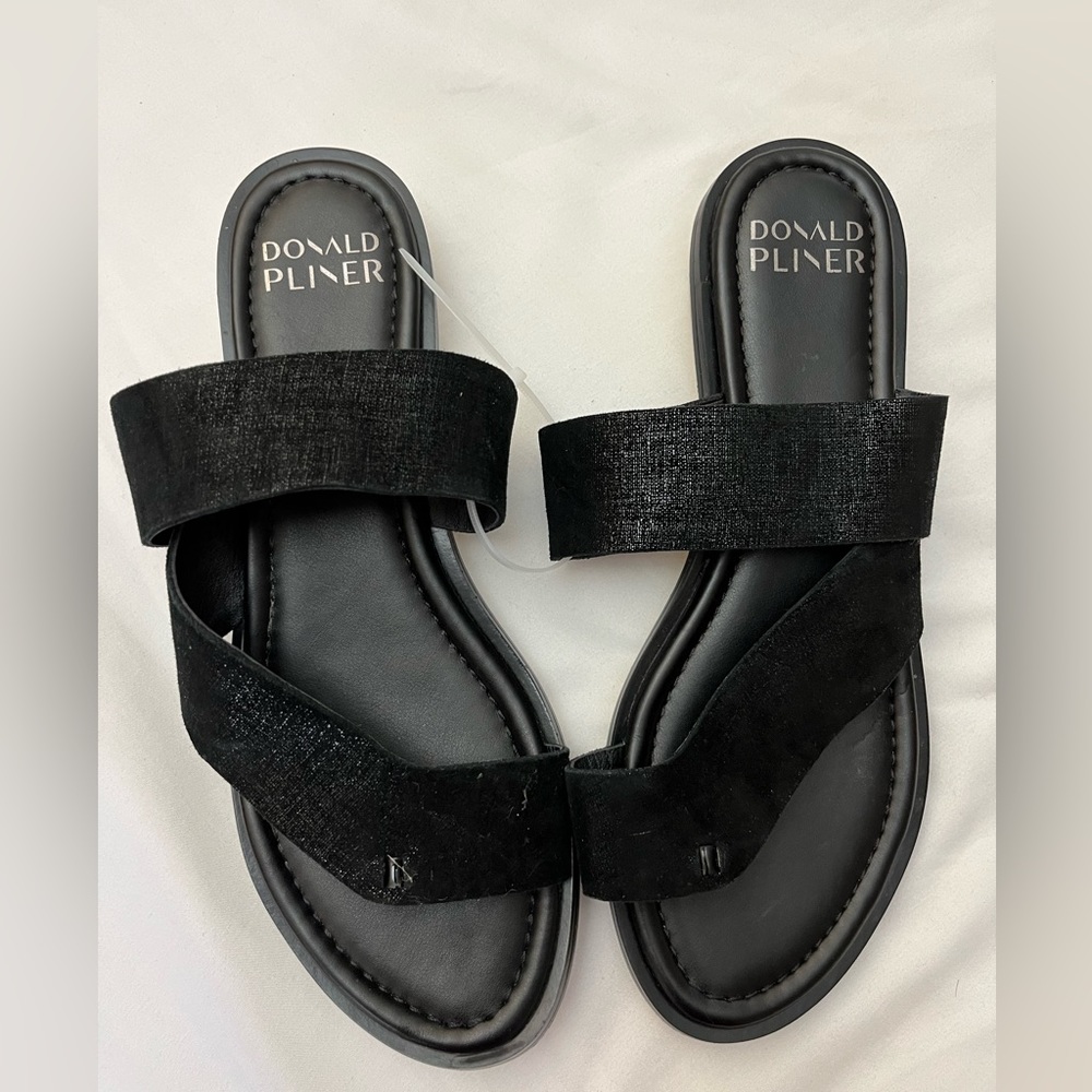 Donald J. Pliner Romeo sandal Black 7.5